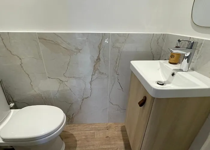 Deluxe 2 Bedroom