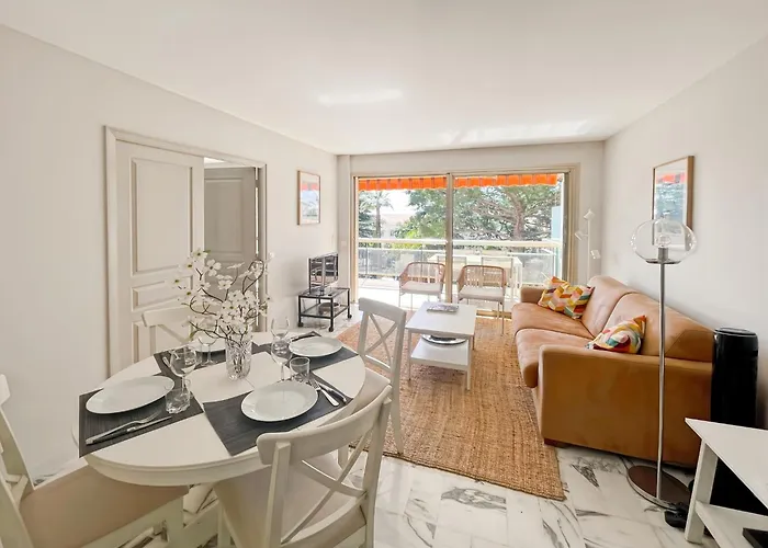 شقة Deluxe 2 Bedroom *