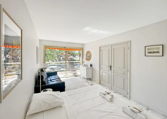 Deluxe 2 Bedroom Lägenhet Cannes