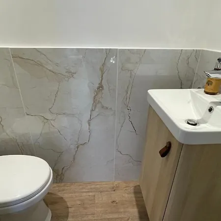 Deluxe 2 Bedroom